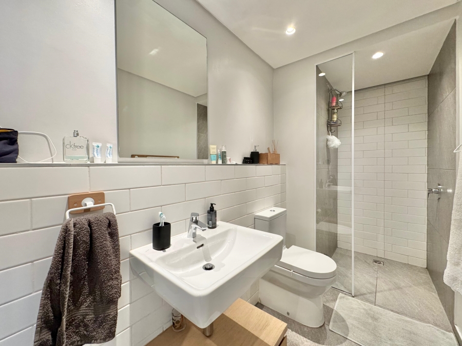 1 Bedroom Property for Sale in Woodstock Western Cape